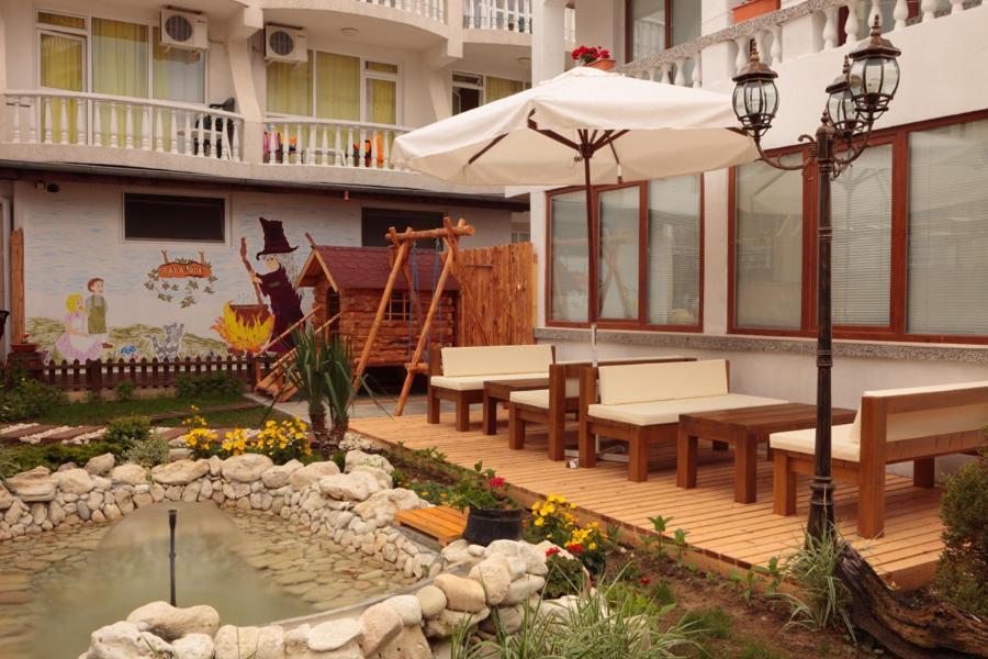 Hotel Yanis Lozenets Exteriör bild